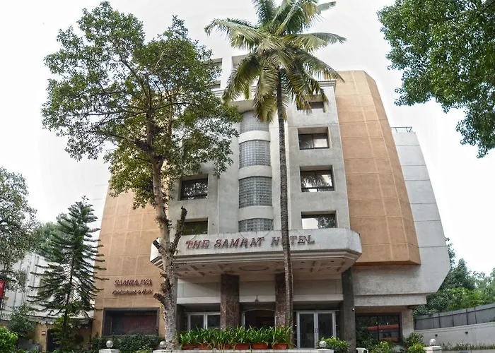 The Samrat Hotel Near Pune Railway Station