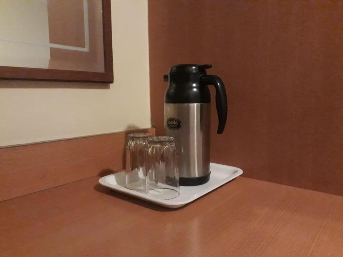 The Samrat Near Railway Station 3*